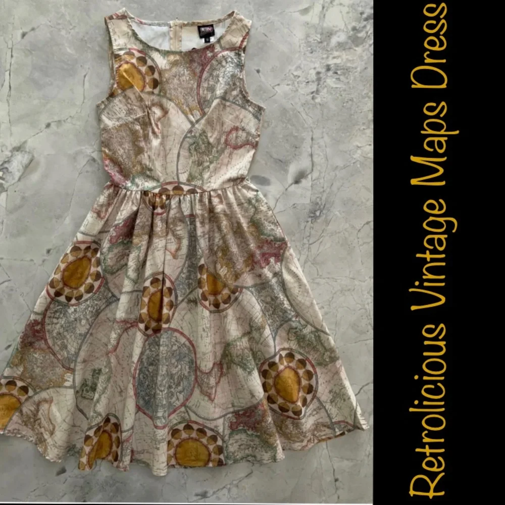 Retrolicious Maps Dress - Picture 2 of 10